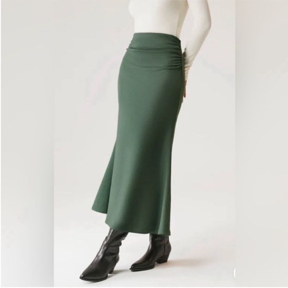 NWT -Moss Size S Petite